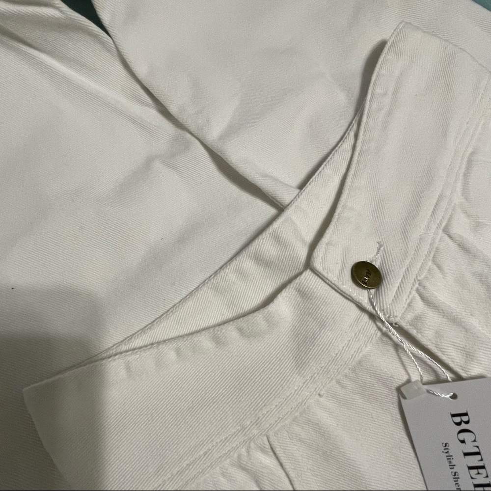 NWT Super High Waisted White Jeans - Picture 7 of 7